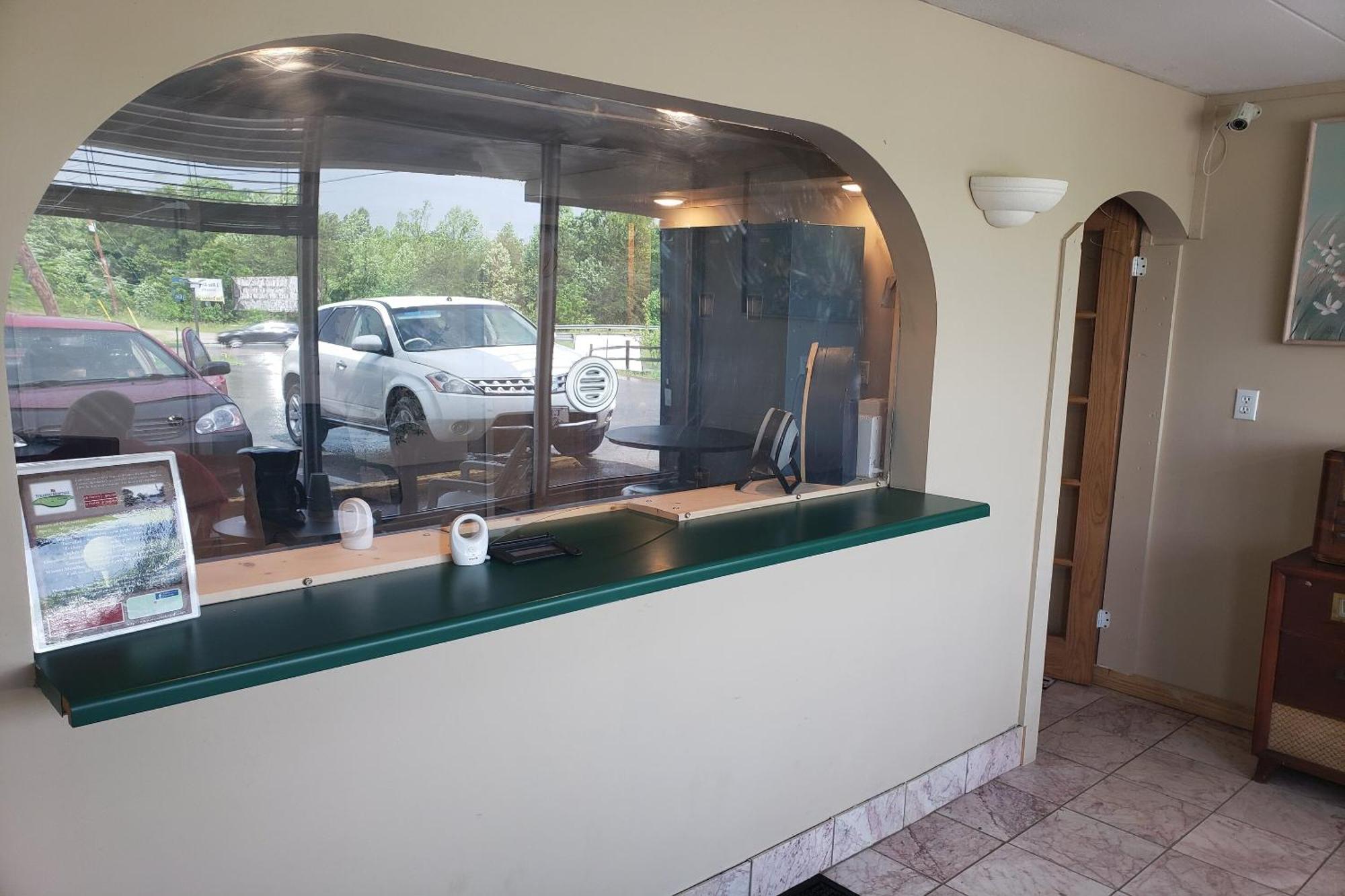 Oyo Hotel Whitely City Hwy 27 Ky Whitley City Zewnętrze zdjęcie